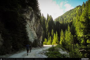 Trasee cu bicicleta MTB XC - Traseu MTB Muntii Latoritei: Gara Lotru - Brezoi - Valea lui Stan - Malaia - Ciungetu - Petrimanu (Lacul Bradisor - Lacul Malaia - Valea Latoritei - Lacul Petrimanu - Lacul Galbenu) de Andrei Vocurek