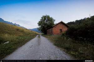 Trasee cu bicicleta MTB XC - Traseu MTB Muntii Latoritei: Gara Lotru - Brezoi - Valea lui Stan - Malaia - Ciungetu - Petrimanu (Lacul Bradisor - Lacul Malaia - Valea Latoritei - Lacul Petrimanu - Lacul Galbenu) de Andrei Vocurek