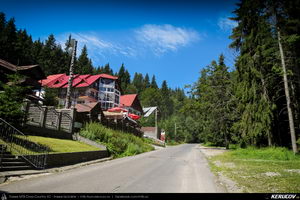 Trasee cu bicicleta MTB XC - Traseu MTB Muntii Postavaru: Predeal - Cabana Trei Brazi - Cabana Poiana Secuilor (varianta familie, copil de 1 an) de Andrei Vocurek