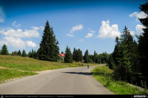 Trasee cu bicicleta MTB XC - Traseu MTB Muntii Postavaru: Predeal - Cabana Trei Brazi - Cabana Poiana Secuilor (varianta familie, copil de 1 an) de Andrei Vocurek