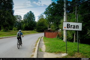 Trasee cu bicicleta MTB XC - Traseu MTB Zarnesti - Predelut - Bran - Predelut - Zarnesti (varianta familie, copil de 1 an) de Andrei Vocurek