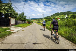 Traseu MTB Muntii Buzaului - Tinutul Buzaului: Berca - Cozieni - Ulmet - Odaile - Scortoasa - Policiori - Berca (Trovantii sau Babele de la Ulmet, Vulcanii Noroiosi) - KERUCOV .ro © 2007 - 2025 || #traseecubicicleta #mtb #ssp