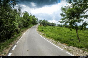 Trasee cu bicicleta MTB XC - Traseu MTB Muntii Buzaului - Tinutul Buzaului: Berca - Cozieni - Ulmet - Odaile - Scortoasa - Policiori - Berca (Trovantii sau Babele de la Ulmet, Vulcanii Noroiosi) de Andrei Vocurek