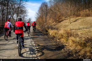 Trasee cu bicicleta MTB XC - Traseu MTB Buzau - Vernesti - Hales - Glod - Apostolache - Urlati - Valea Calugareasca - Bucov - Ploiesti de Andrei Vocurek