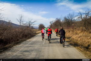 Trasee cu bicicleta MTB XC - Traseu MTB Buzau - Vernesti - Hales - Glod - Apostolache - Urlati - Valea Calugareasca - Bucov - Ploiesti de Andrei Vocurek