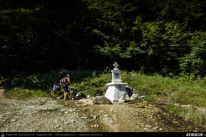 Trasee cu bicicleta MTB XC - Traseu MTB Zarnesti - Magura - Pestera - Moieciu - Bran - Predelut - Zarnesti (varianta familie, copil de 2 ani) de Andrei Vocurek