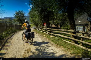 Trasee cu bicicleta MTB XC - Traseu MTB Zarnesti - Magura - Pestera - Moieciu - Bran - Predelut - Zarnesti (varianta familie, copil de 2 ani) de Andrei Vocurek