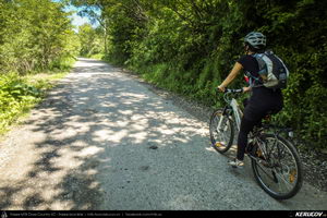 Trasee cu bicicleta MTB XC - Traseu MTB Nocrich - Ghijasa de Jos - Nocrich - Tichindeal - Nocrich (varianta familie, copil de 2 ani) de Andrei Vocurek