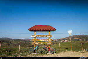 Trasee cu bicicleta MTB XC - Traseu MTB Pietrosita - Dealu Frumos - Runcu - Valea Runcului - Piatra - Badeni - Fieni (Muntii Leaota, Manastirea Runcu) de Andrei Vocurek