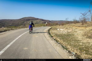 Trasee cu bicicleta MTB XC - Traseu MTB Pietrosita - Dealu Frumos - Runcu - Valea Runcului - Piatra - Badeni - Fieni (Muntii Leaota, Manastirea Runcu) de Andrei Vocurek