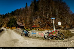 Trasee cu bicicleta MTB XC - Traseu MTB Pietrosita - Dealu Frumos - Runcu - Valea Runcului - Piatra - Badeni - Fieni (Muntii Leaota, Manastirea Runcu) de Andrei Vocurek