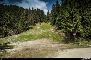 Trasee cu bicicleta MTB XC - Traseu MTB Muntii Bucegi: Sinaia - Cota 1400 - Stana Regala / Poiana Stanii - Sinaia (Schitul Sfanta Ana, Stancile Franz Joseph, Stanca Sfanta Ana, Castelul Peles) de Andrei Vocurek