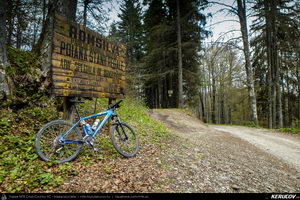 Trasee cu bicicleta MTB XC - Traseu MTB Muntii Bucegi: Sinaia - Cota 1400 - Stana Regala / Poiana Stanii - Sinaia (Schitul Sfanta Ana, Stancile Franz Joseph, Stanca Sfanta Ana, Castelul Peles) de Andrei Vocurek