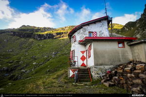 Trasee cu bicicleta MTB XC - Traseu MTB Muntii Fagaras - TRANSFAGARASAN: Balea Lac - Vidraru - Curtea de Arges de Andrei Vocurek