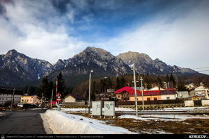 Trasee cu bicicleta MTB XC - Traseu MTB Muntii Bucegi: Busteni - Valea Cerbului - Valea Spumoasa - Poiana Tapului - Sinaia (Cascada Valea Spumoasa, Castelul Cantacuzino, Castelul Peles) de Andrei Vocurek