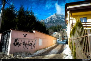Trasee cu bicicleta MTB XC - Traseu MTB Muntii Bucegi: Busteni - Valea Cerbului - Valea Spumoasa - Poiana Tapului - Sinaia (Cascada Valea Spumoasa, Castelul Cantacuzino, Castelul Peles) de Andrei Vocurek