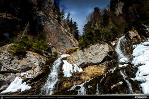 Trasee cu bicicleta MTB XC - Traseu MTB Muntii Bucegi: Busteni - Valea Cerbului - Valea Spumoasa - Poiana Tapului - Sinaia (Cascada Valea Spumoasa, Castelul Cantacuzino, Castelul Peles) de Andrei Vocurek