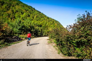 Trasee cu bicicleta MTB XC - Traseu MTB Muntii Baiului: Azuga - Valea Azugii - Pasul Azuga - Valea Garcinului - Sacele - Brasov de Andrei Vocurek