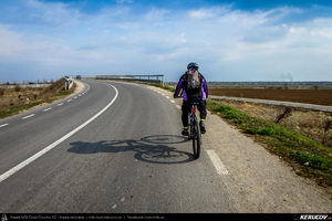Trasee cu bicicleta MTB XC - Traseu SSP Padurea Snagov - Manastirea Snagov: Bucuresti - Tunari - Saftica - Izvorani - Silistea Snagovului - Gruiu - Moara Vlasiei - Dascalu - Bucuresti de Andrei Vocurek
