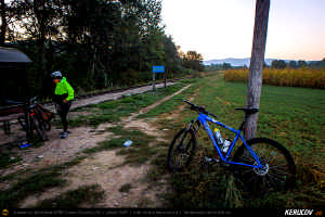 Trasee cu bicicleta MTB XC - Traseu MTB Muntii Siriu: Nehoiasu - Lunca Jaristei - Lacul Vulturilor - Nehoiu - Valea Lupului - Patarlagele - Gura Bascei de Andrei Vocurek