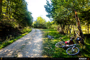Trasee cu bicicleta MTB XC - Traseu MTB Muntii Siriu: Nehoiasu - Lunca Jaristei - Lacul Vulturilor - Nehoiu - Valea Lupului - Patarlagele - Gura Bascei de Andrei Vocurek