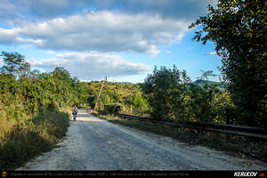 Trasee cu bicicleta MTB XC - Traseu MTB Poienile - Patarlagele - Colti - Ulmet - Bozioru - Muscelu-Caramanesti - Valea Sibiciului - Poienile: Babele de la Ulmet / trovanti de Andrei Vocurek