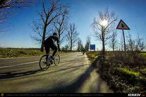 Trasee cu bicicleta MTB XC - Traseu SSP Bucuresti - Gradistea - Falastoaca - Isvoarele - Hotarele - Greaca - Prundu - Adunatii-Copaceni - Bucuresti (Conacul Gorski din Greaca) de Andrei Vocurek