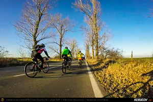 Trasee cu bicicleta MTB XC - Traseu SSP Bucuresti - Gradistea - Falastoaca - Isvoarele - Hotarele - Greaca - Prundu - Adunatii-Copaceni - Bucuresti (Conacul Gorski din Greaca) de Andrei Vocurek