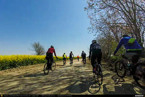 Trasee cu bicicleta MTB XC - Traseu SSP Bucuresti - Tunari - Balotesti - Tancabesti - Ciolpani - Silistea Snagovului - Gruiu - Lipia - Moara Vlasiei - Dascalu - Bucuresti de Andrei Vocurek